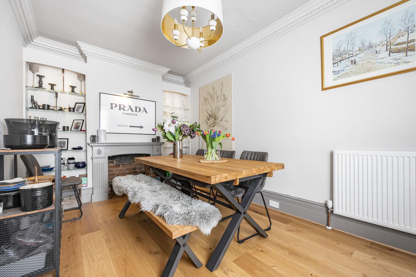 4 bed property in New Street, Henley-On-Thames